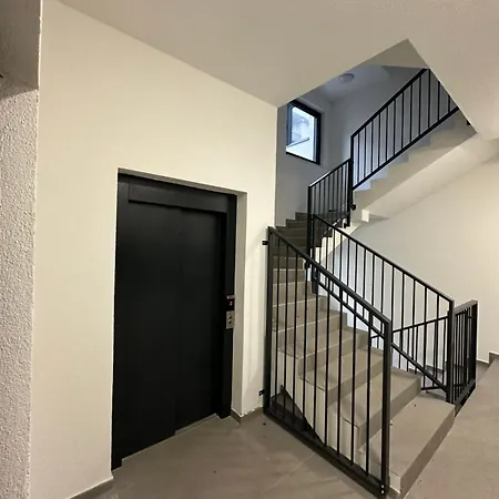 Apartment Diksi Sa Podzemnom Garazom Banja Luka